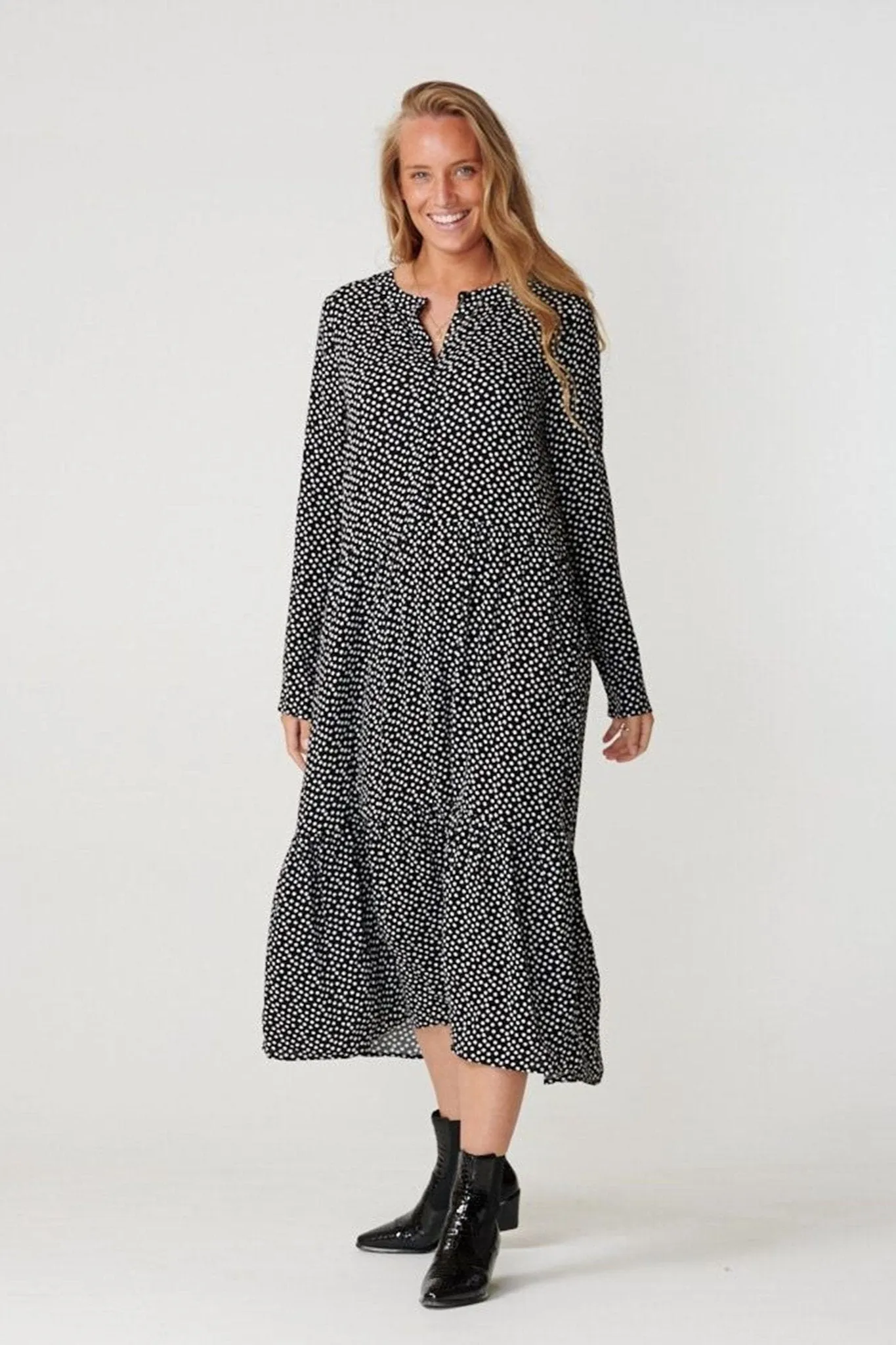 Anna long-sleeved dress - Black