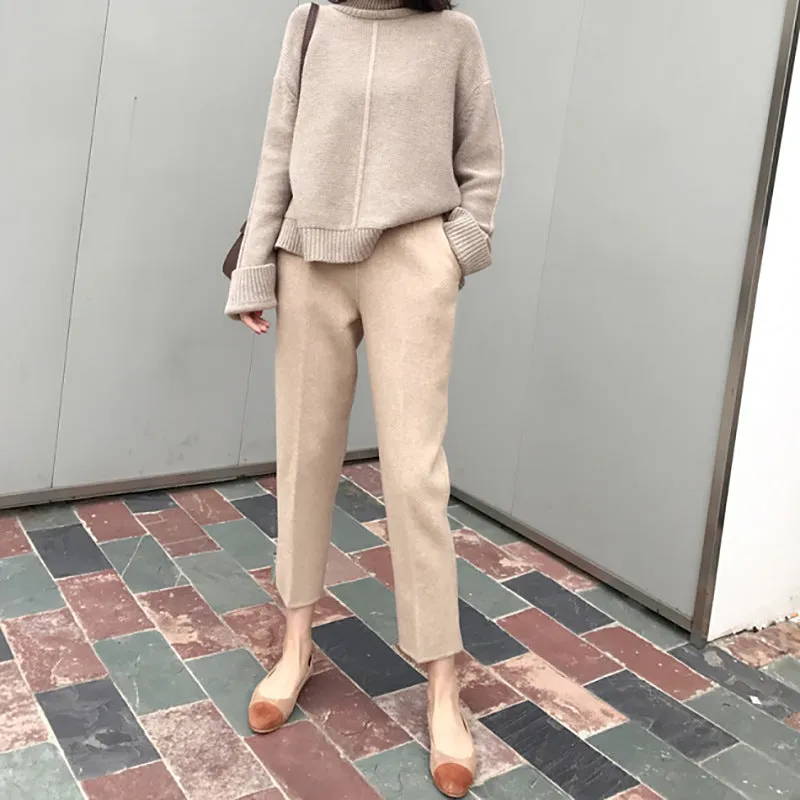 Casual Woolen Cropped Trousers